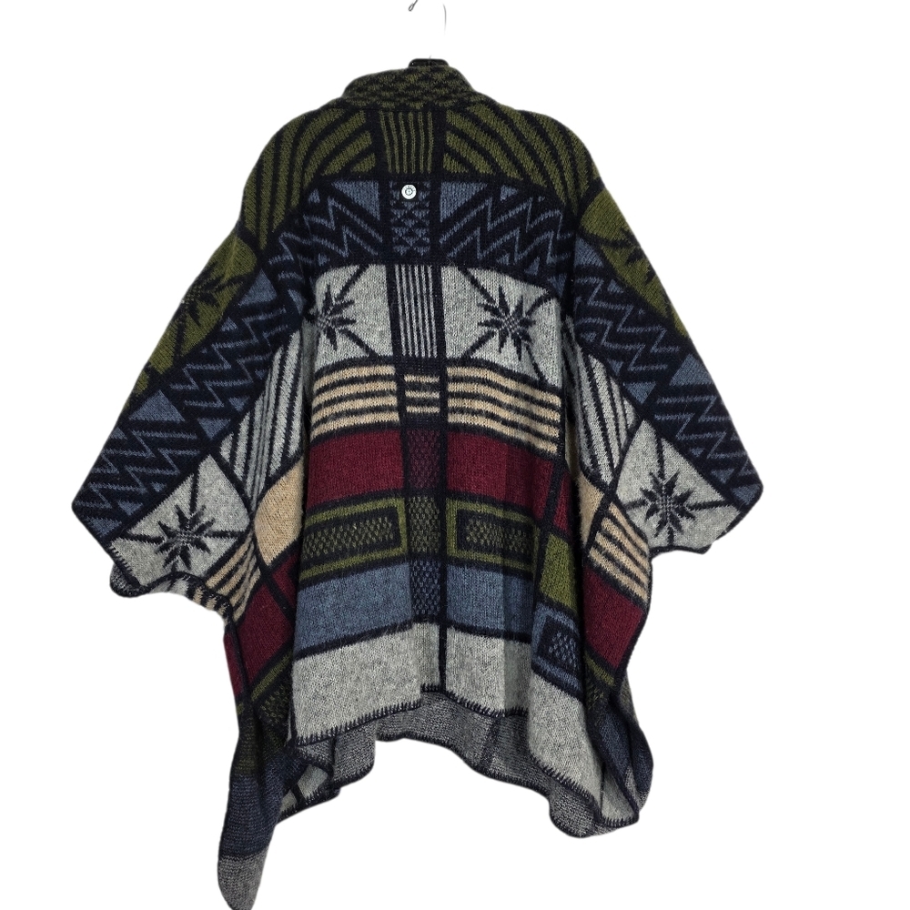 Icewear ASA Icelandic wool geometric Poncho - Picture 3 of 12